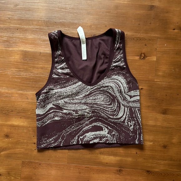 Athleta Aurora Crop Top in Spiced Cabernet with silver sparkle detail - Picture 1 of 2